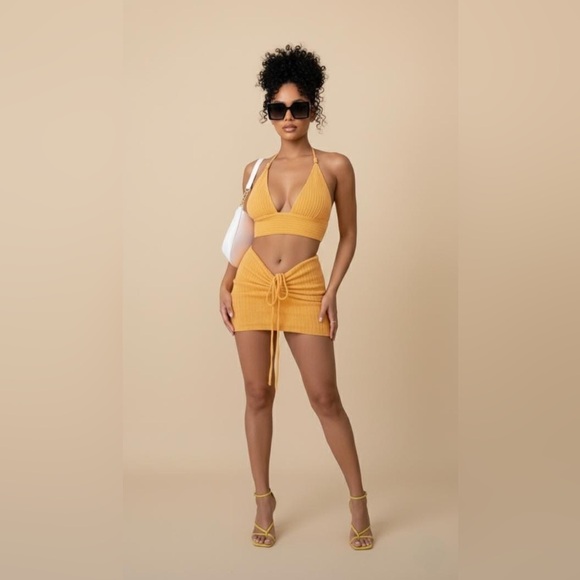 Sunset Seduction Set - Picture 2 of 16